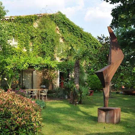 La Mazade de Saint Mamert Extérieur photo